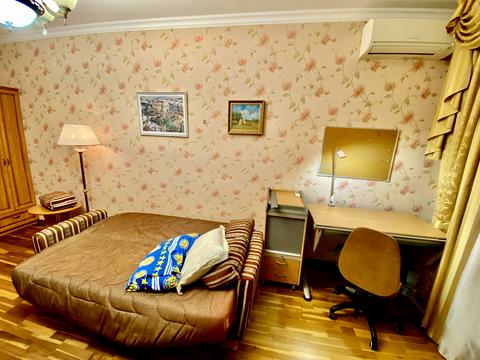 квартира за адресою Парково-Сирецька вул. (Тимофія Шамрила), 4-В