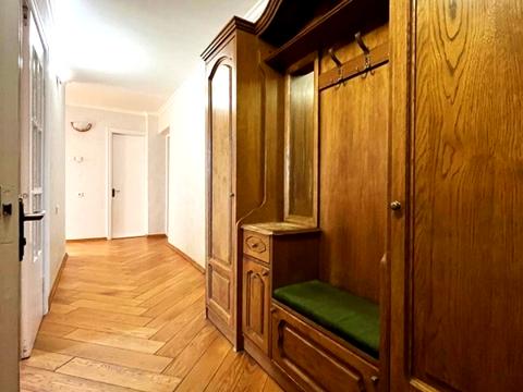 квартира за адресою Незалежності бульв. (50 років Жовтня), 12В