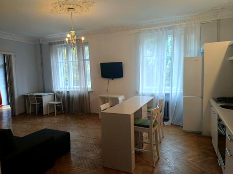 квартира за адресою Білоруська вул., 30