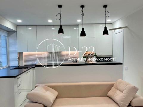 квартира за адресою Глібова вул., 7