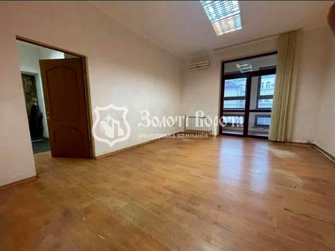 квартира за адресою Шота Руставелі вул., 44