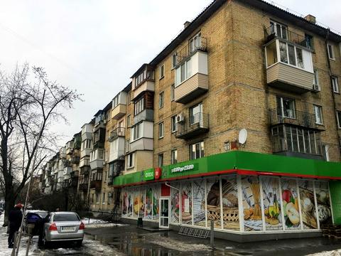 квартира за адресою Будівельників вул., 8