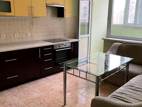 квартира по адресу Урловская ул., 11/44