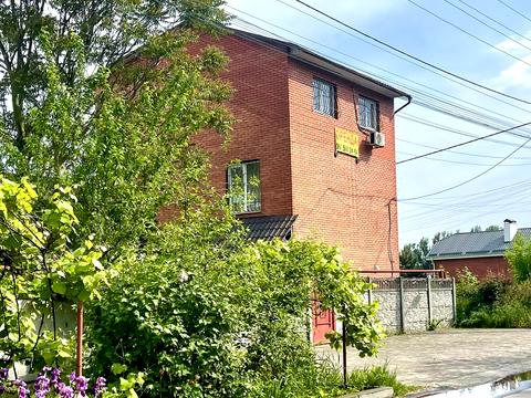 будинок за адресою Січових Стрільців вул. (Артема), 127