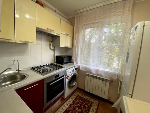 квартира за адресою Миколи Василенка вул., 12