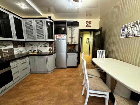 квартира по адресу Степана Бандери ул., 9/1