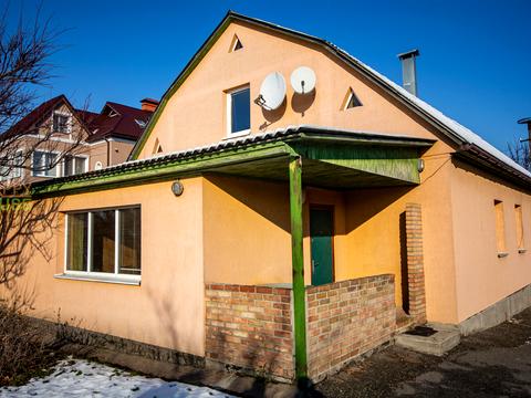будинок за адресою Щаслива вул.