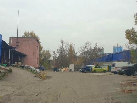 комерційна за адресою Віскозна вул., 5