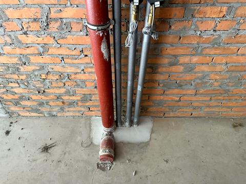 комерційна за адресою Київ, Набережно-Рибальська дорога вул., 9