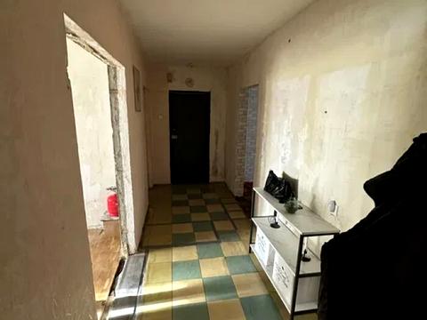 квартира за адресою Академіка Єфремова вул. (Командарма Уборевича), 21