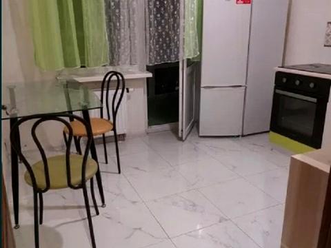 квартира за адресою Бориса Гмирі вул., 12-Б