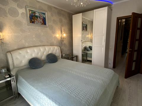 квартира за адресою Івасюка, 7