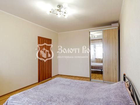 квартира за адресою Олени Пчілки вул., 4