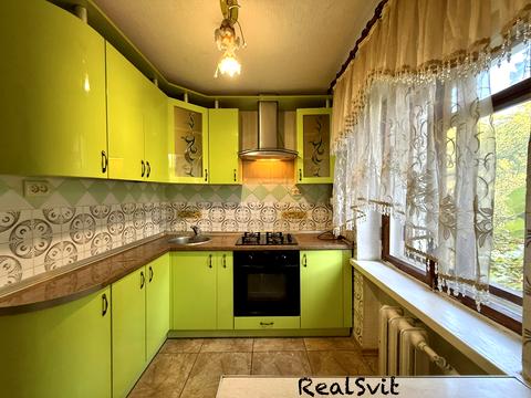 квартира за адресою Привокзальна вул., 12