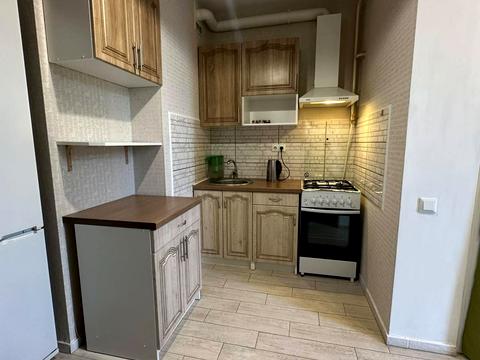 квартира по адресу Українська ул., 83б
