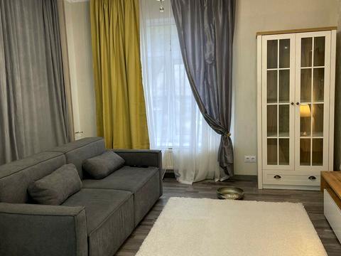 квартира за адресою Лукрецька вул., 2-А