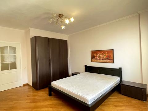 квартира по адресу Раисы Окипной ул., 8