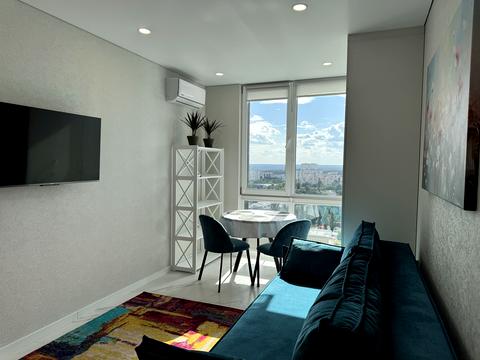 квартира за адресою Олега Мудрака вул. (Генерала Наумова), 1-Б