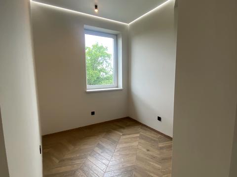 квартира по адресу Далека ул., 10