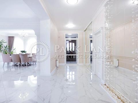 будинок за адресою Молодіжна вул.