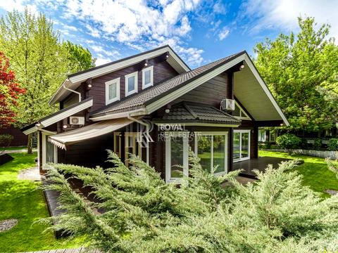 дом по адресу Днепровская набережная ул.