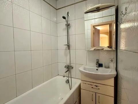 квартира за адресою Дніпро, Березинська вул., 18
