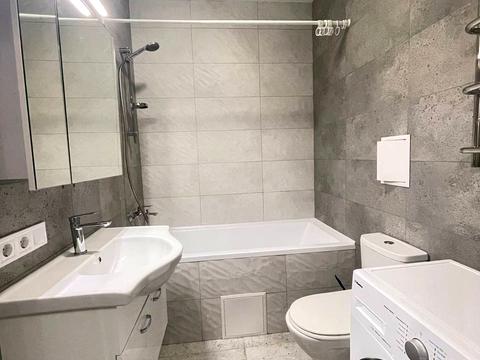 квартира по адресу Корольова ул., 4