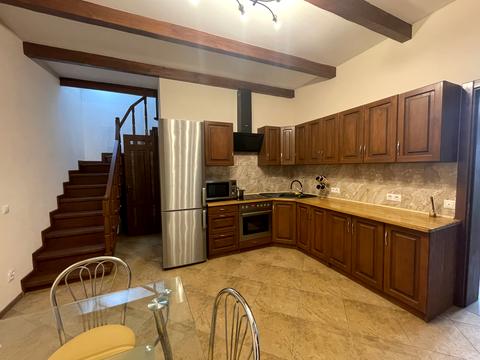 дом по адресу Тенистий пров., 10