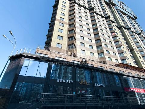 комерційна за адресою Андрія Верхогляда вул. (Михайла Драгомирова), 4б