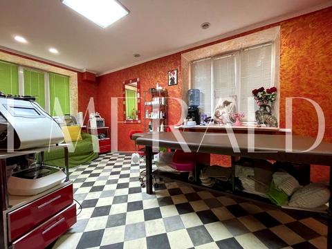 комерційна за адресою Шовкуненка вул., 4