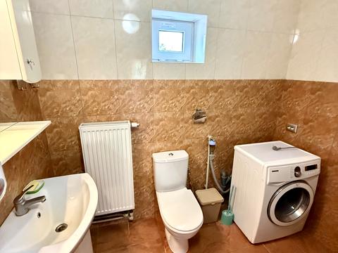 будинок за адресою с. Нові Безрадичі, Гранітна