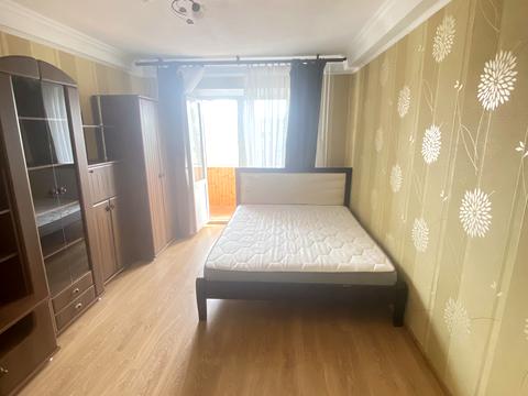 квартира за адресою Героїв полку "Азов" вул. (Маршала Малиновського), 11-Б