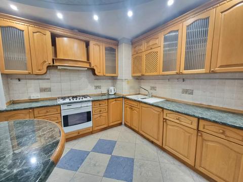 квартира за адресою Київ, Воскресенський просп. (Перова), 13/2