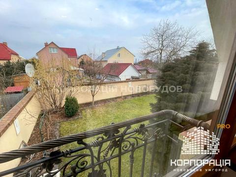 будинок за адресою Коритнянська вул., 1