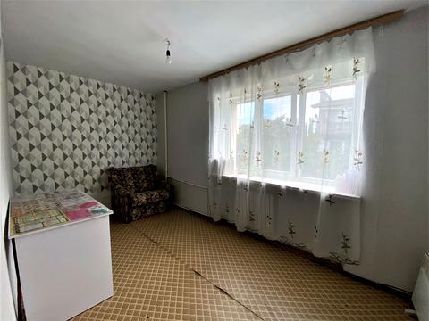 квартира за адресою Космонавтів вул., 21/2