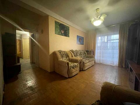 квартира за адресою Ореста Левицького вул. (Академіка Курчатова), 8-Б