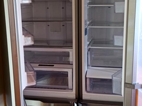 квартира за адресою Володимира Івасюка просп. (Героїв Сталінграду), 6