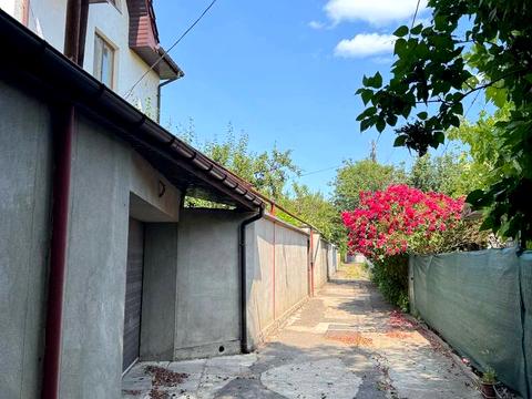 будинок за адресою Давида Бурлюка вул. (Гаршина), 1г