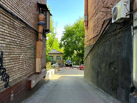 коммерческая по адресу Саксаганського, 45