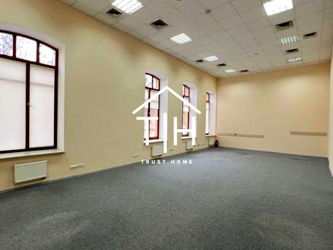 комерційна за адресою Бульварно-Кудрявська вул. (Воровського), 22-24