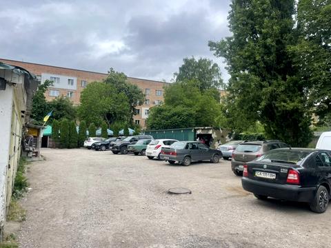 комерційна за адресою Шевченка бульв., 341