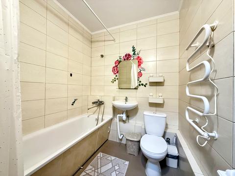 квартира за адресою Софії Русової вул., 7