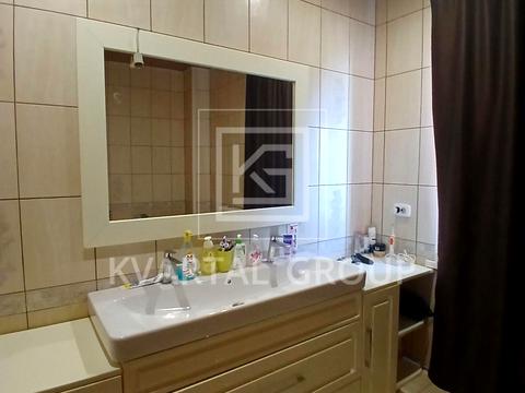 будинок за адресою ПОЛУНИЧНА