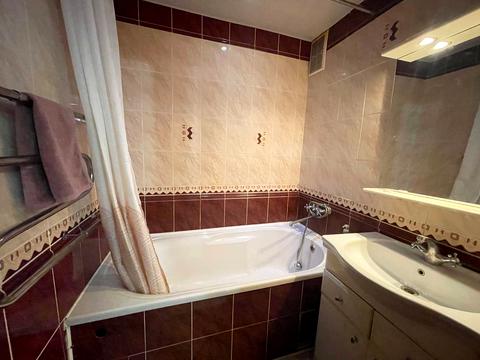 квартира за адресою Протасевича вул., 18