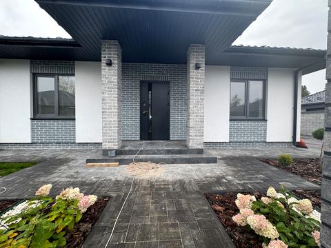 дом по адресу Успішна, 45