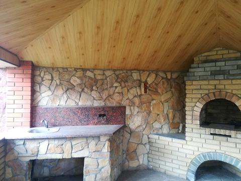 будинок за адресою с. Вишеньки, Садова вул.