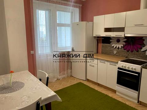 квартира за адресою Михайла Котельникова вул., 13