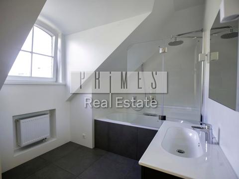 будинок за адресою Соснова вул.