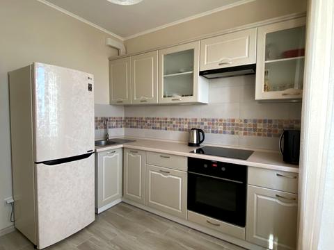 квартира за адресою Софії Русової вул., 5-Б