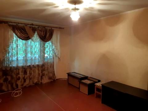 квартира за адресою Космонавтів вул., 4
